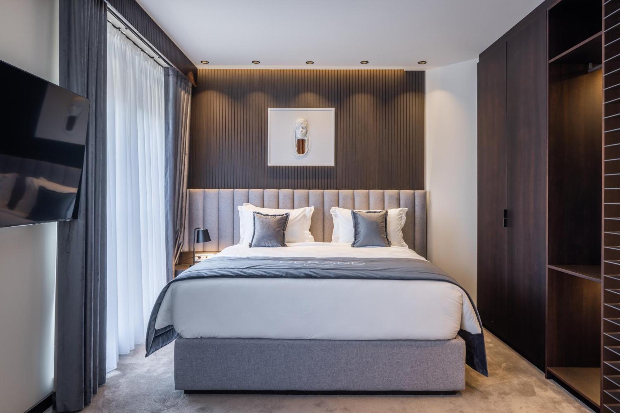 Derand Hotel พริสตีนา ภายนอก รูปภาพ