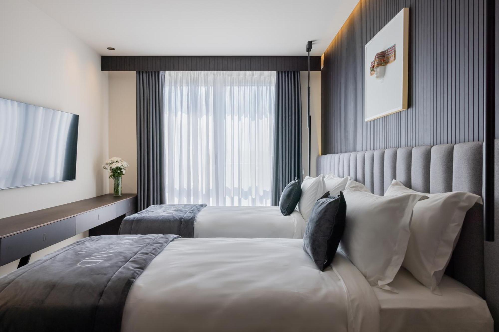 Derand Hotel พริสตีนา ภายนอก รูปภาพ