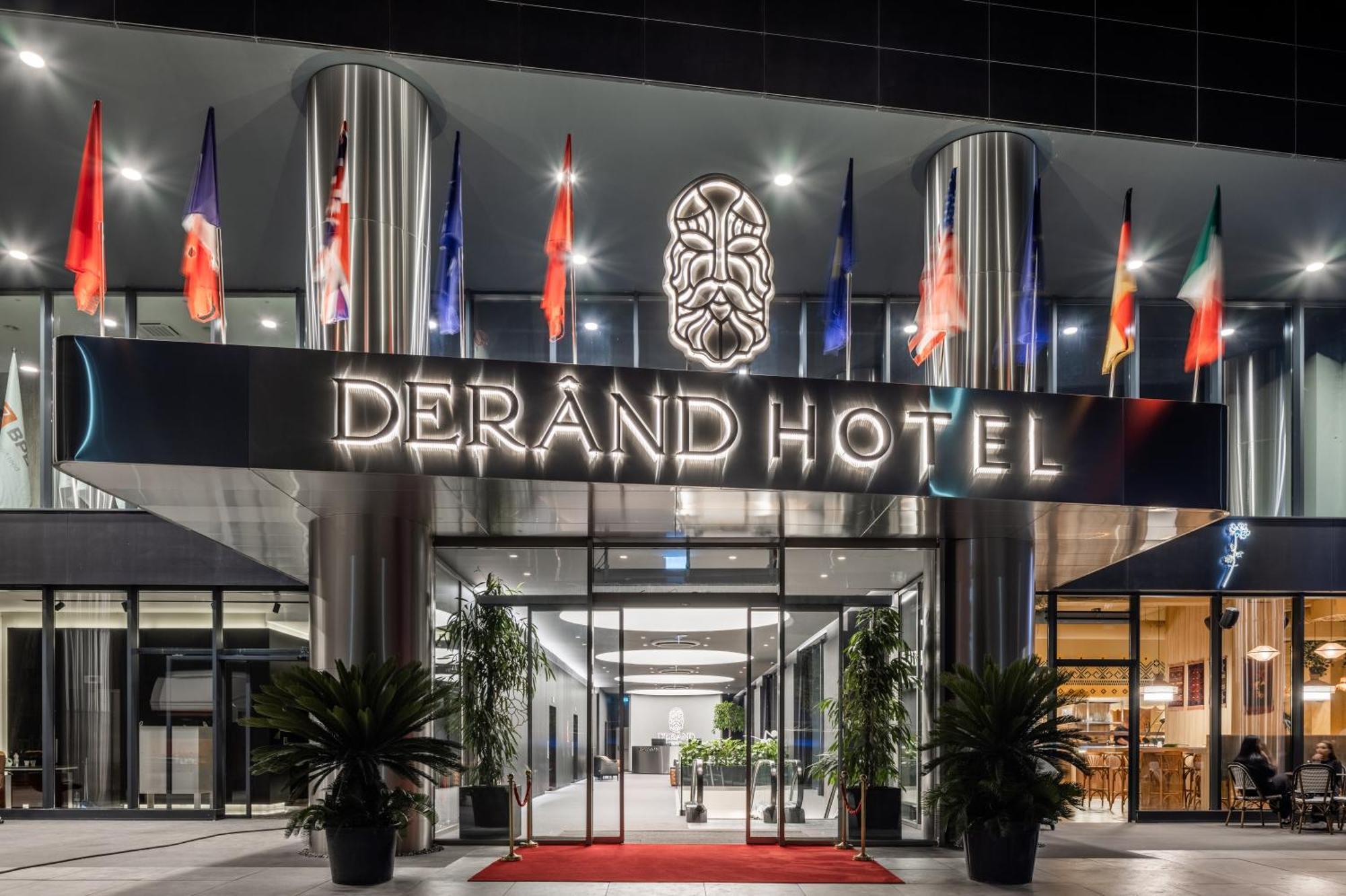Derand Hotel พริสตีนา ภายนอก รูปภาพ